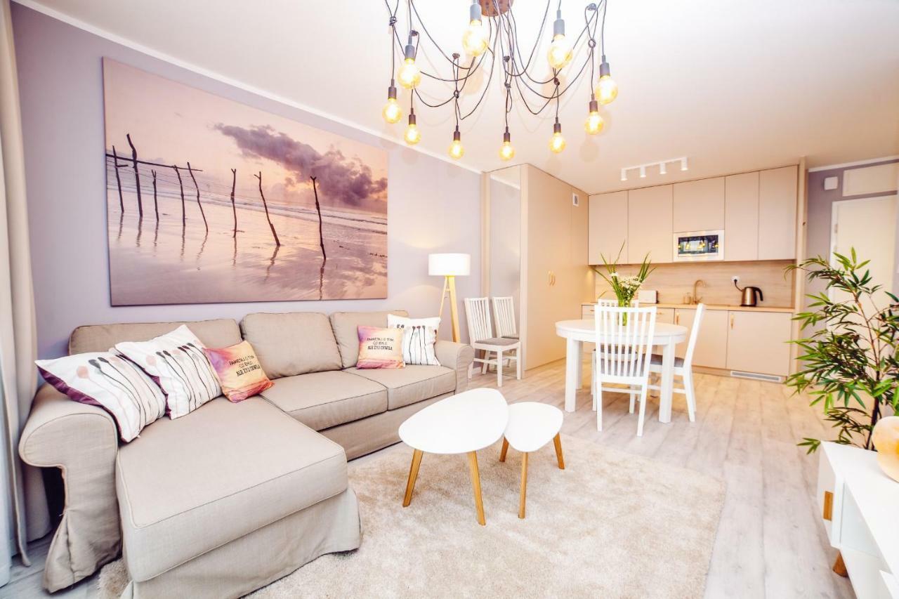 Apartamenty Blizej Morza 코워브제크 외부 사진